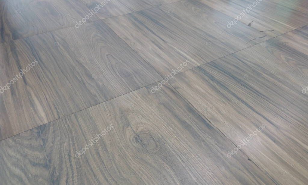 Posa di rivestimenti interni