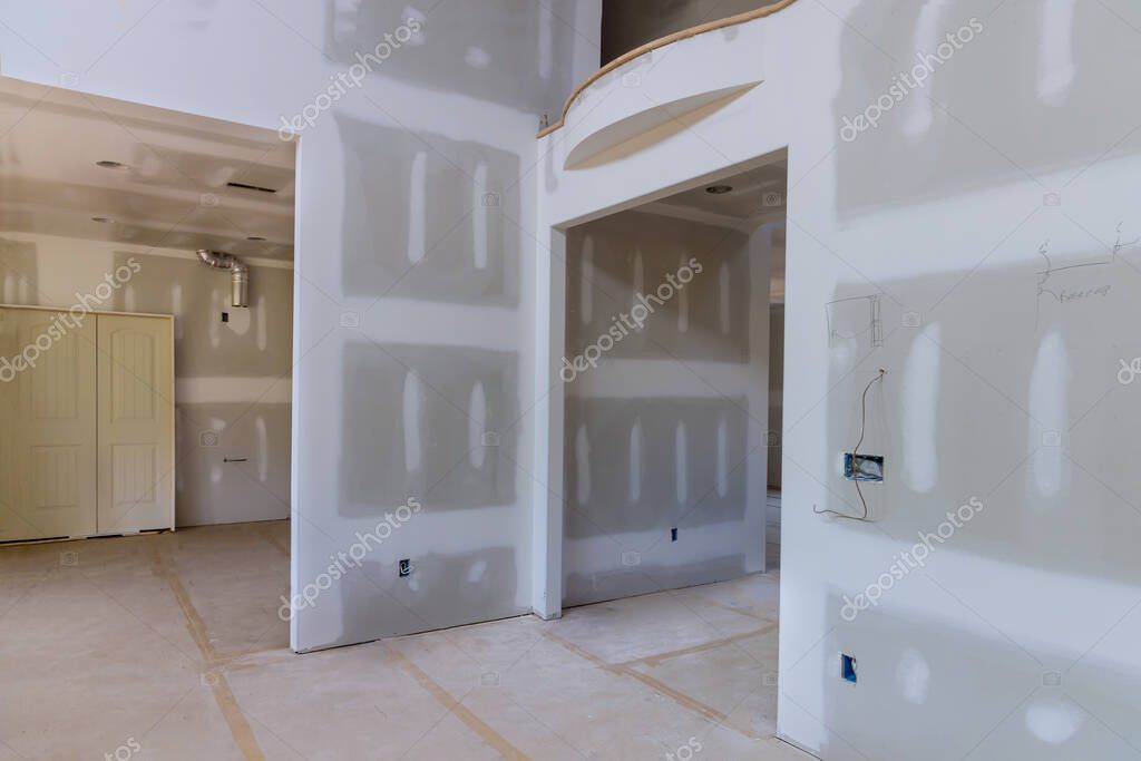 Applicazione intonaco su parete interna